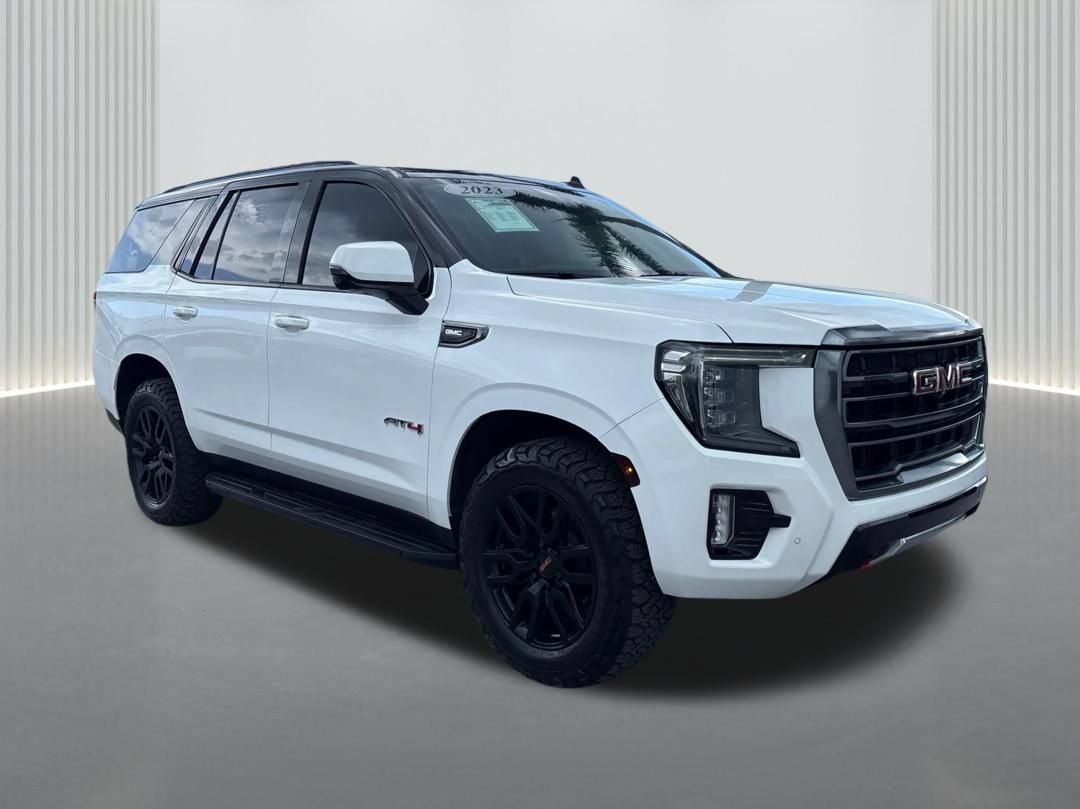 Used 2023 GMC Yukon AT4 w/ Technology Package AWD/4WD image 3