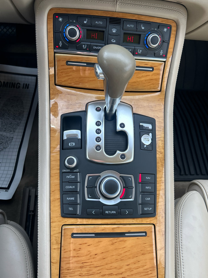 Used 2009 Audi A8 L 4.2 image 22