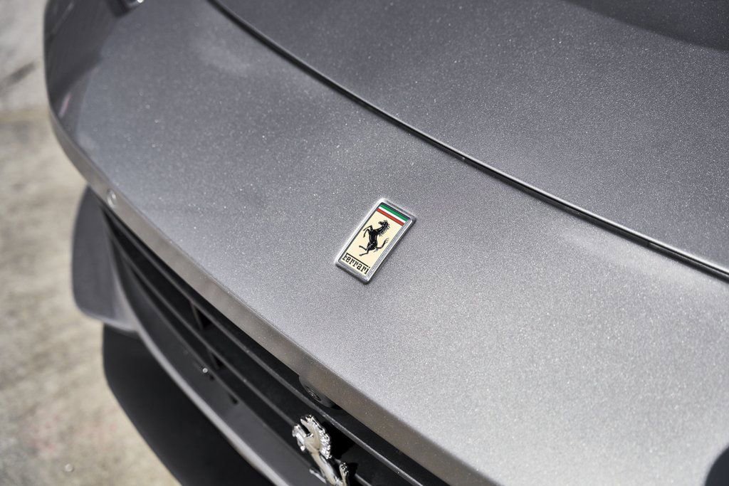 Used 2020 Ferrari GTC4Lusso image 8