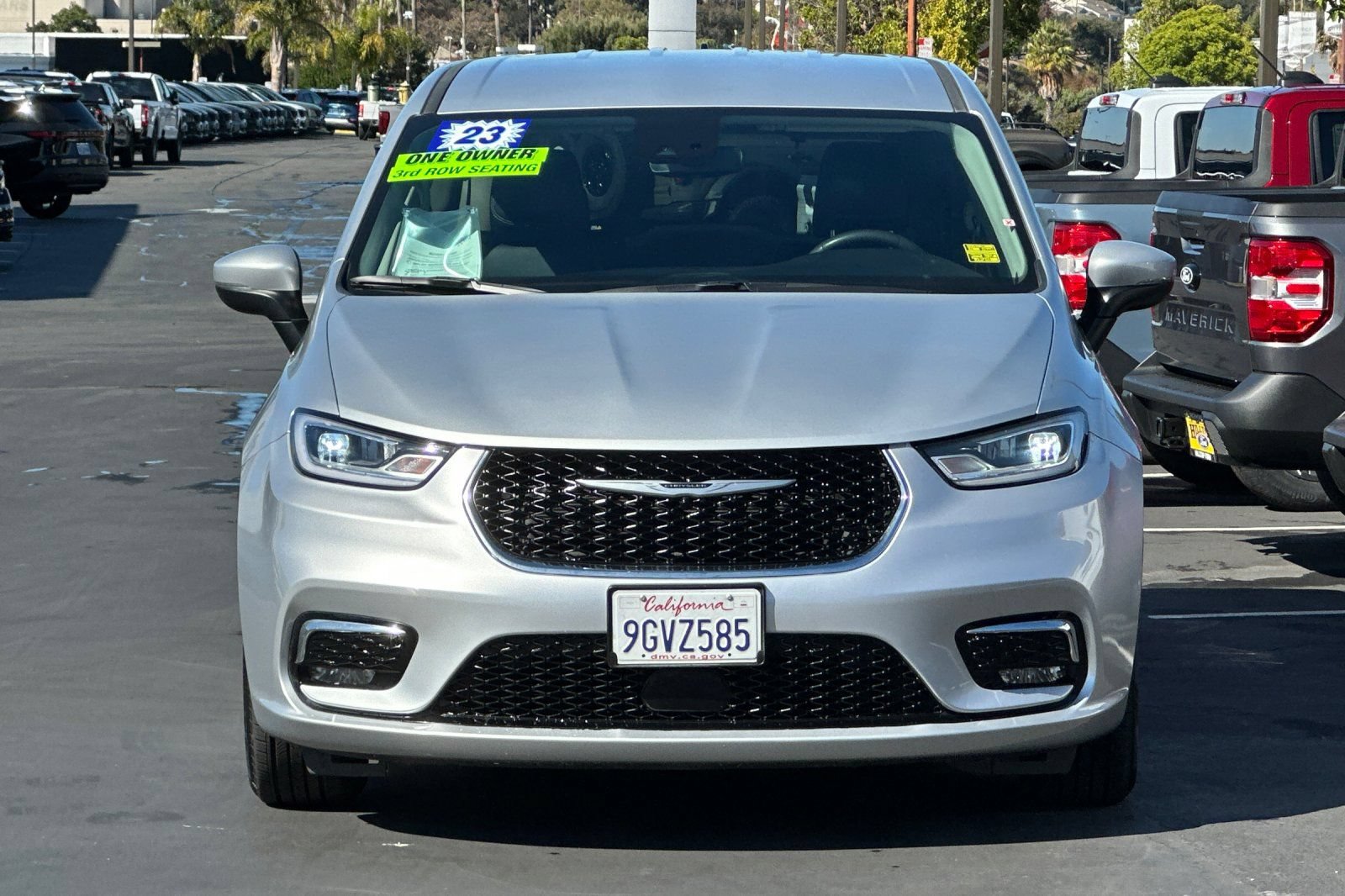 Certified 2023 Chrysler Pacifica Touring-L FWD image 11