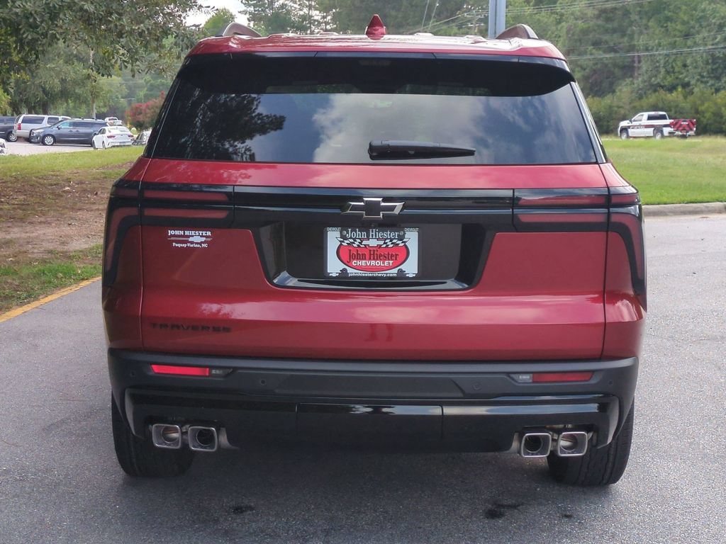 New 2027 Chevrolet Traverse LT w/ Midnight/Sport Edition FWD image 5