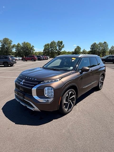 Used 2022 Mitsubishi Outlander SEL AWD/4WD image 1