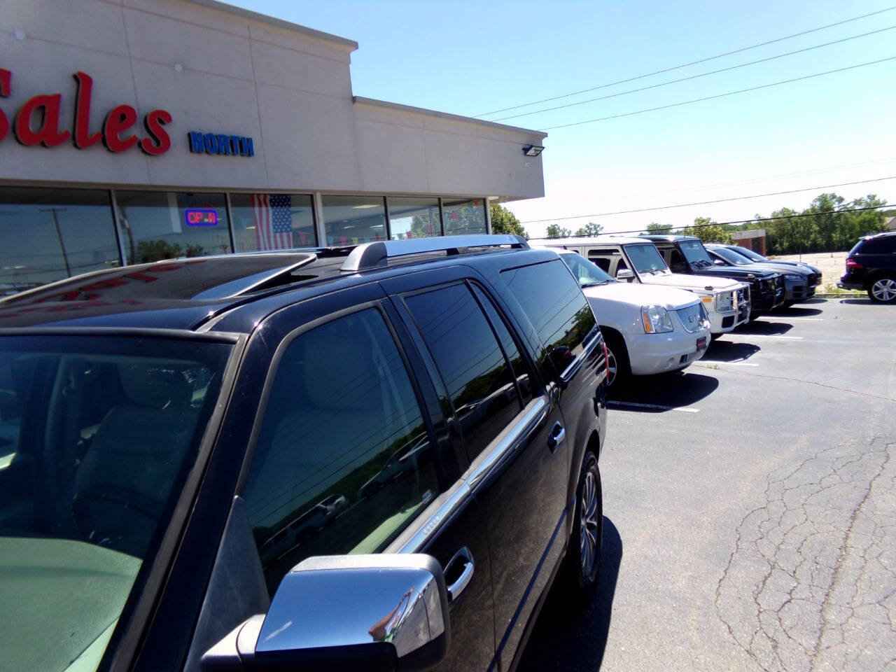 Used 2016 Lincoln Navigator L Select RWD image 42