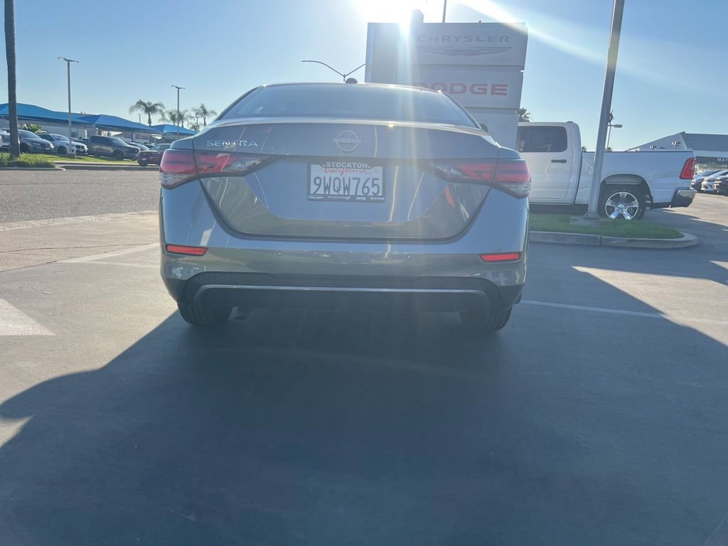 Used 2025 Nissan Sentra SV image 10