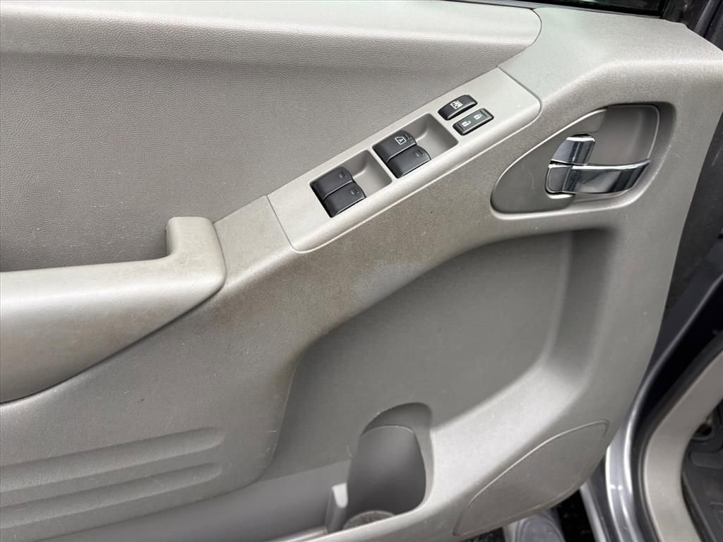 Used 2020 Nissan Frontier SV w/ Midnight Edition Floor Mats image 22