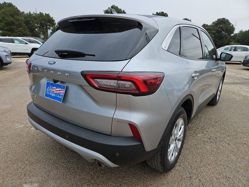 Used 2023 Ford Escape Active w/ Tech Pack #1 FWD image 10