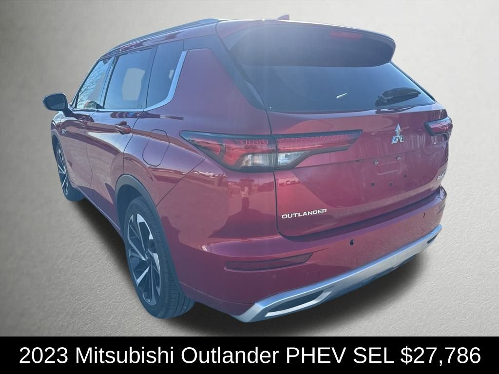 Used 2023 Mitsubishi Outlander SEL image 7