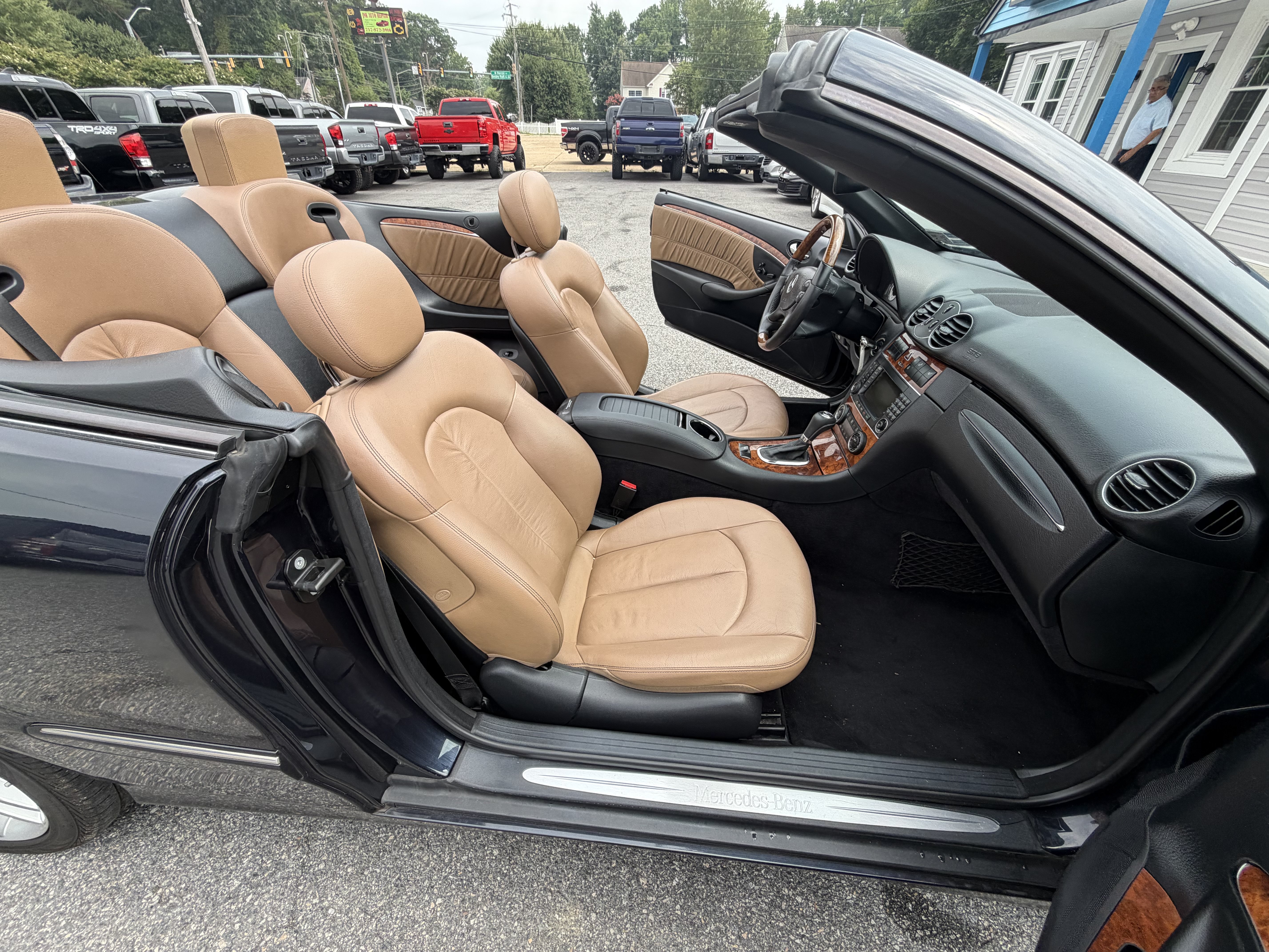 Used 2009 Mercedes-Benz CLK 350 Cabriolet image 17