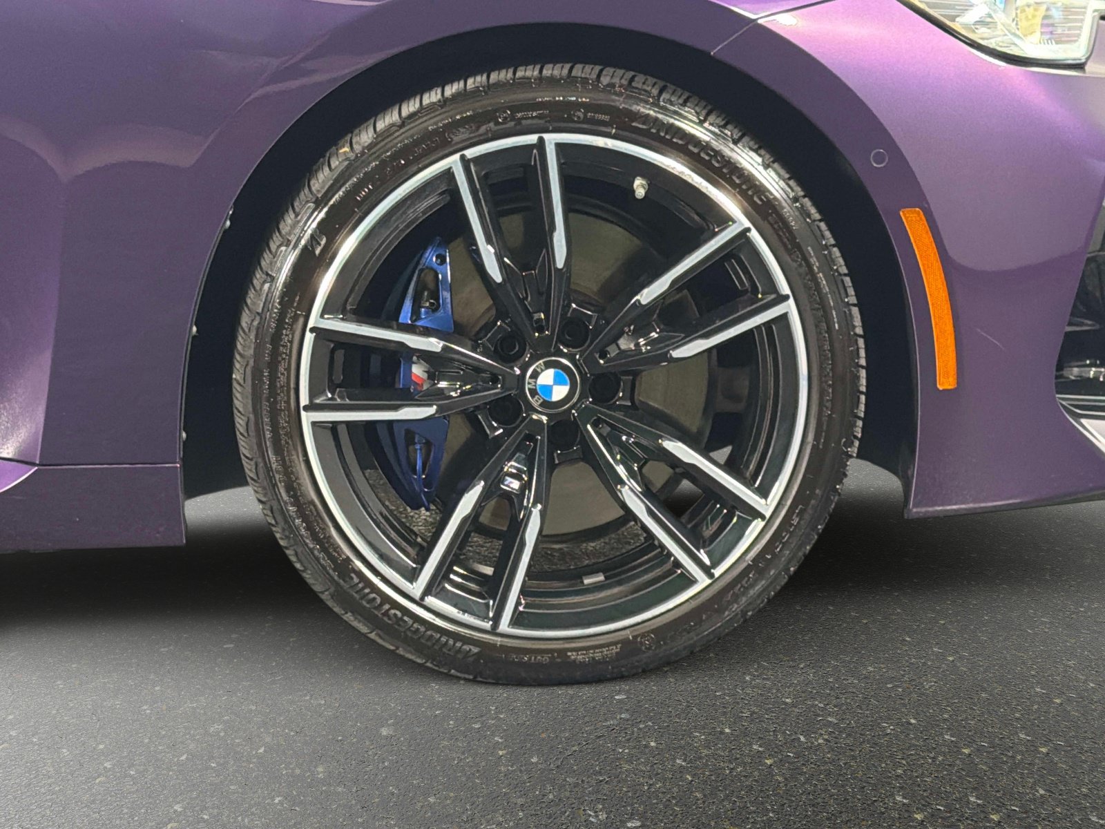 Used 2025 BMW M240i Coupe RWD image 3