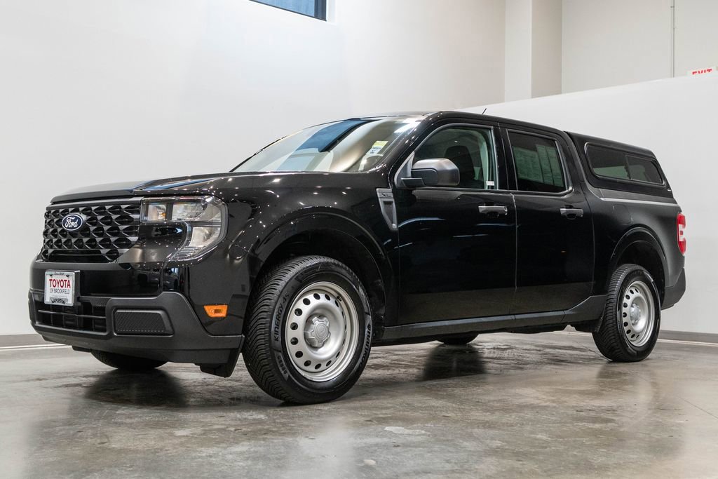 Used 2025 Ford Maverick XL FWD image 3