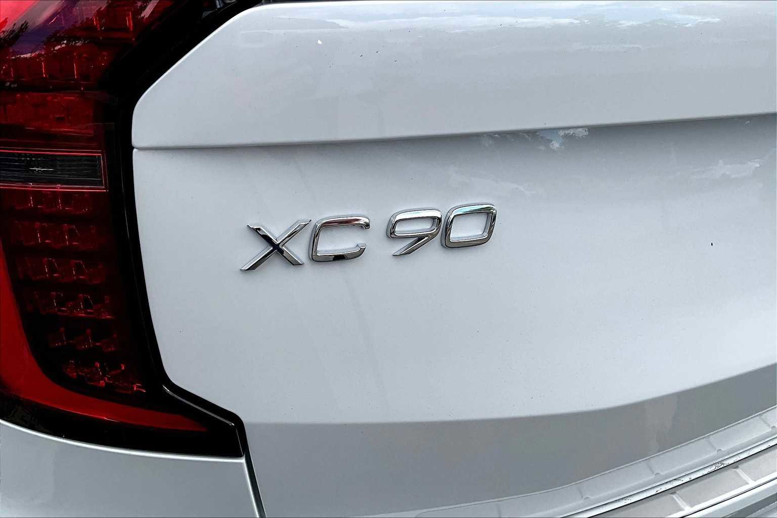 New 2026 Volvo XC90 B6 Plus image 6