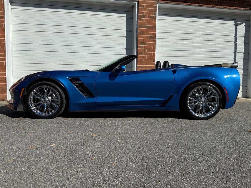 Used 2016 Chevrolet Corvette Z06 w/ 3LZ Preferred Equipment Group image 24