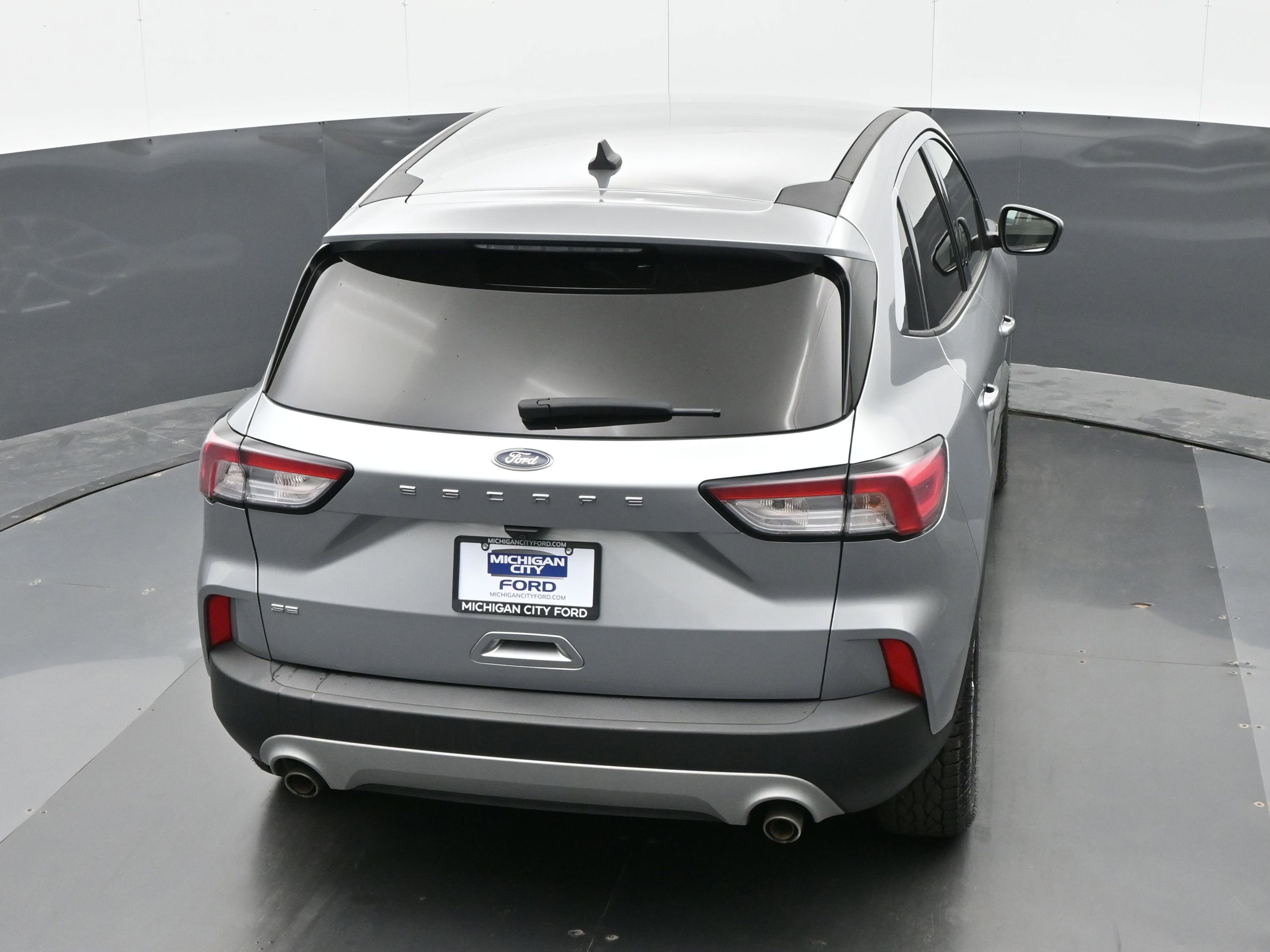 Used 2021 Ford Escape SE image 31