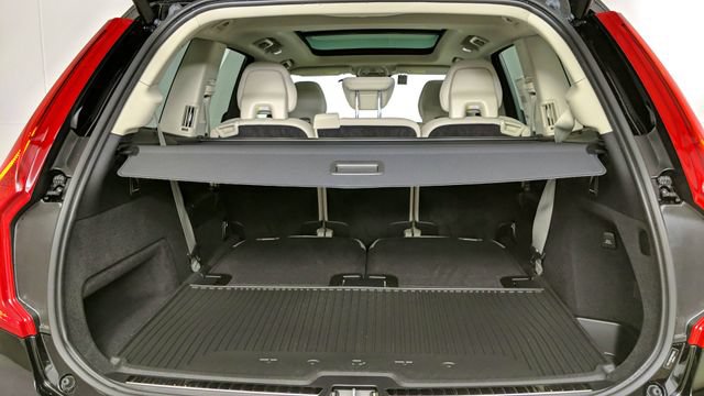 Used 2023 Volvo XC90 B5 Plus w/ Protection Package Premier AWD/4WD image 48