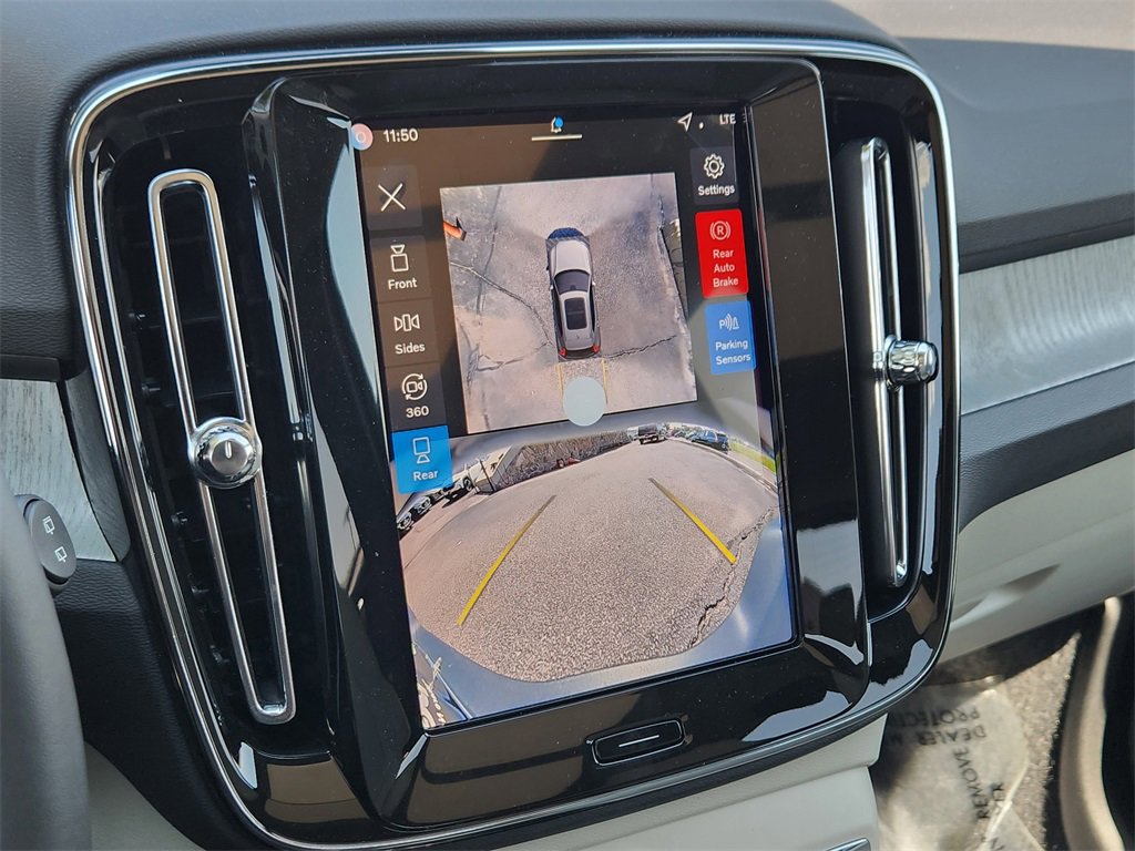 New 2026 Volvo XC40 B5 Plus w/ Protection Package Premier image 12