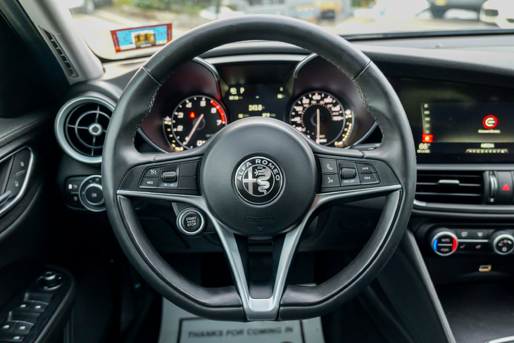 Used 2017 Alfa Romeo Giulia AWD w/ Cold Weather Package image 42