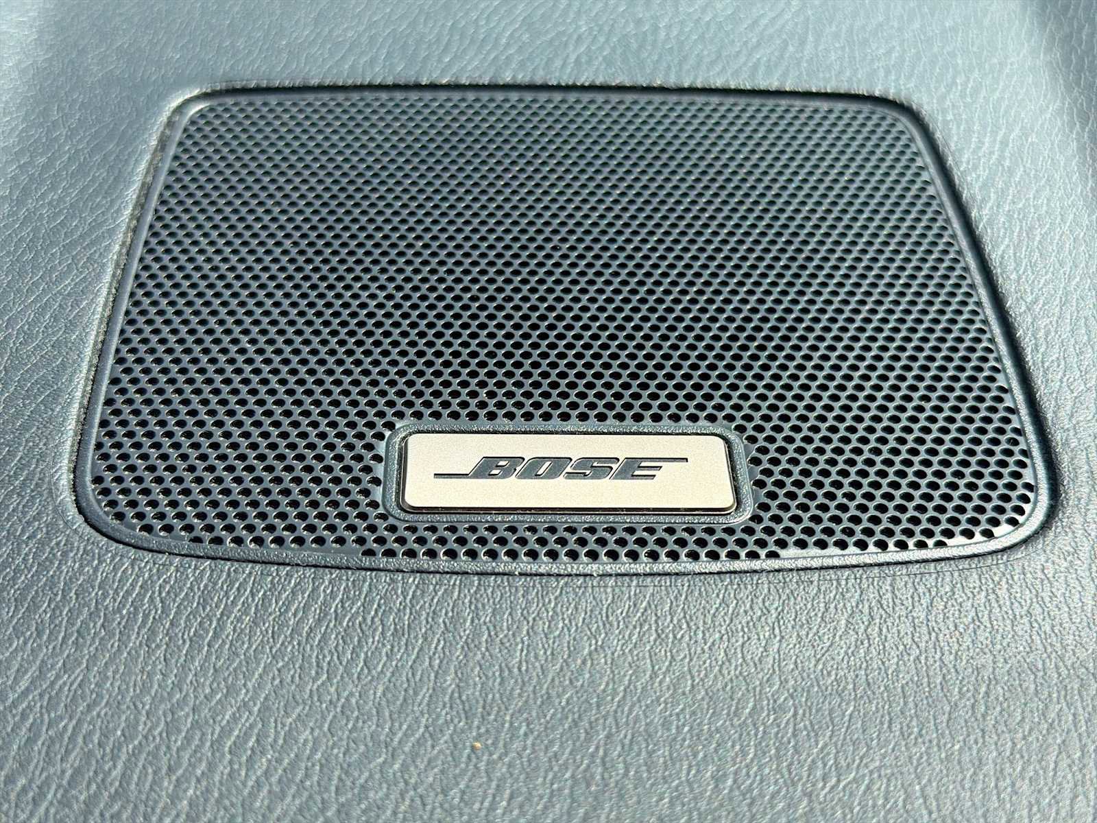 Used 2015 Nissan Pathfinder Platinum w/ Cargo Package image 26