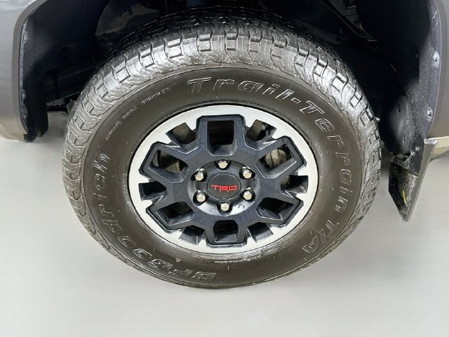 Used 2024 Toyota Tacoma TRD Off-Road w/ TRD Off Road Premium Package AWD/4WD image 14