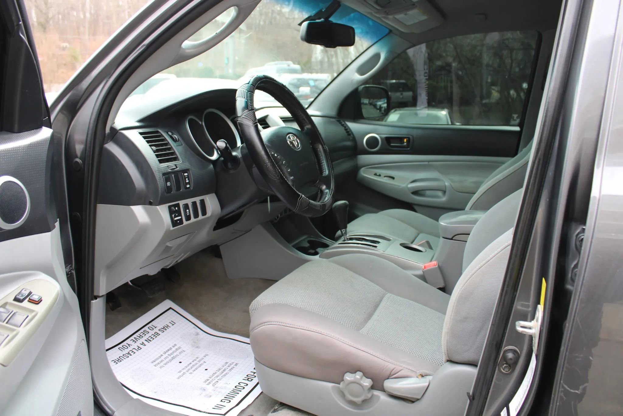 Used 2011 Toyota Tacoma PreRunner w/ TRD Sport Pkg w/JBL Audio RWD image 18