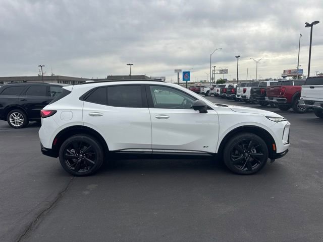 Used 2025 Buick Envision Sport Touring AWD/4WD image 2