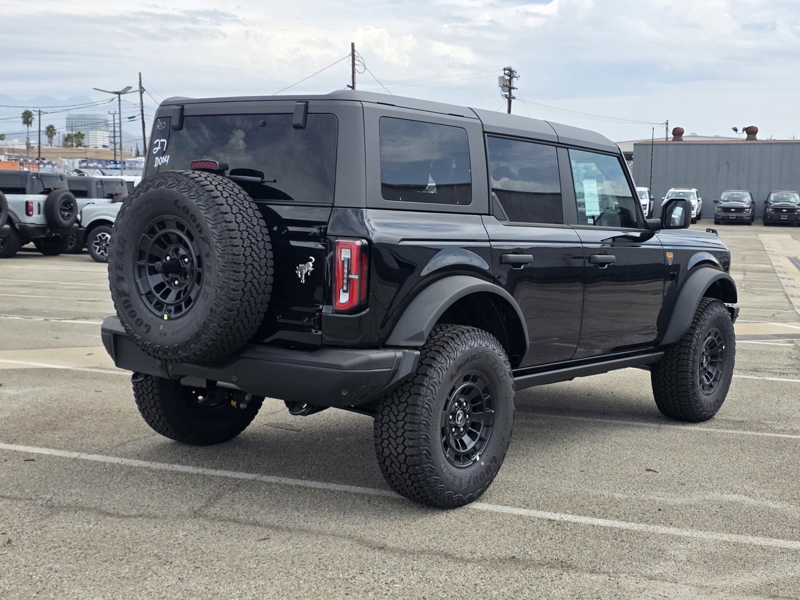 New 2026 Ford Bronco Badlands AWD/4WD image 4