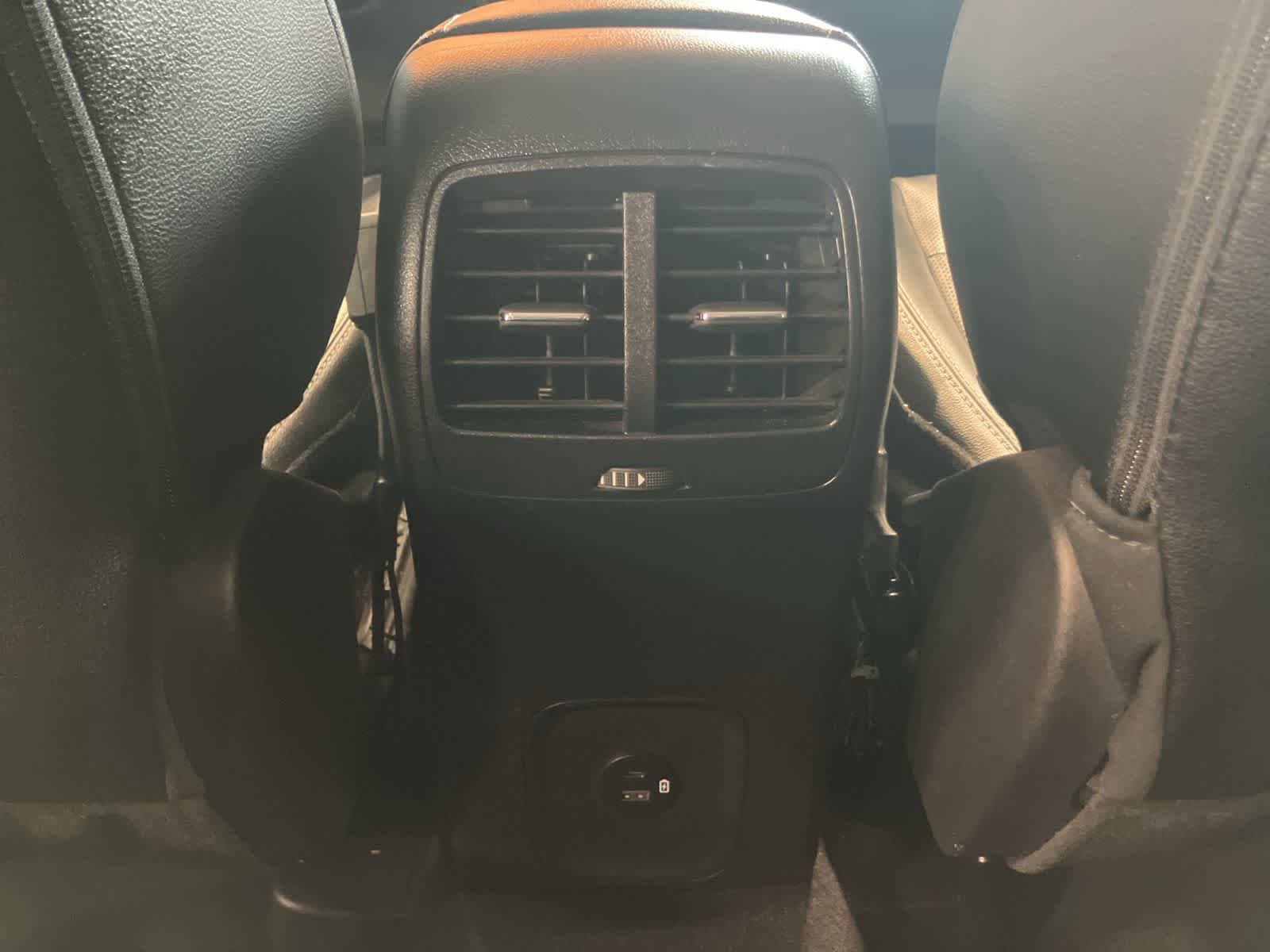 Used 2022 Ford Escape SEL image 24