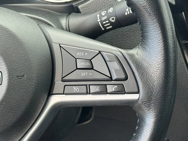 Used 2020 Nissan Rogue SV FWD image 24