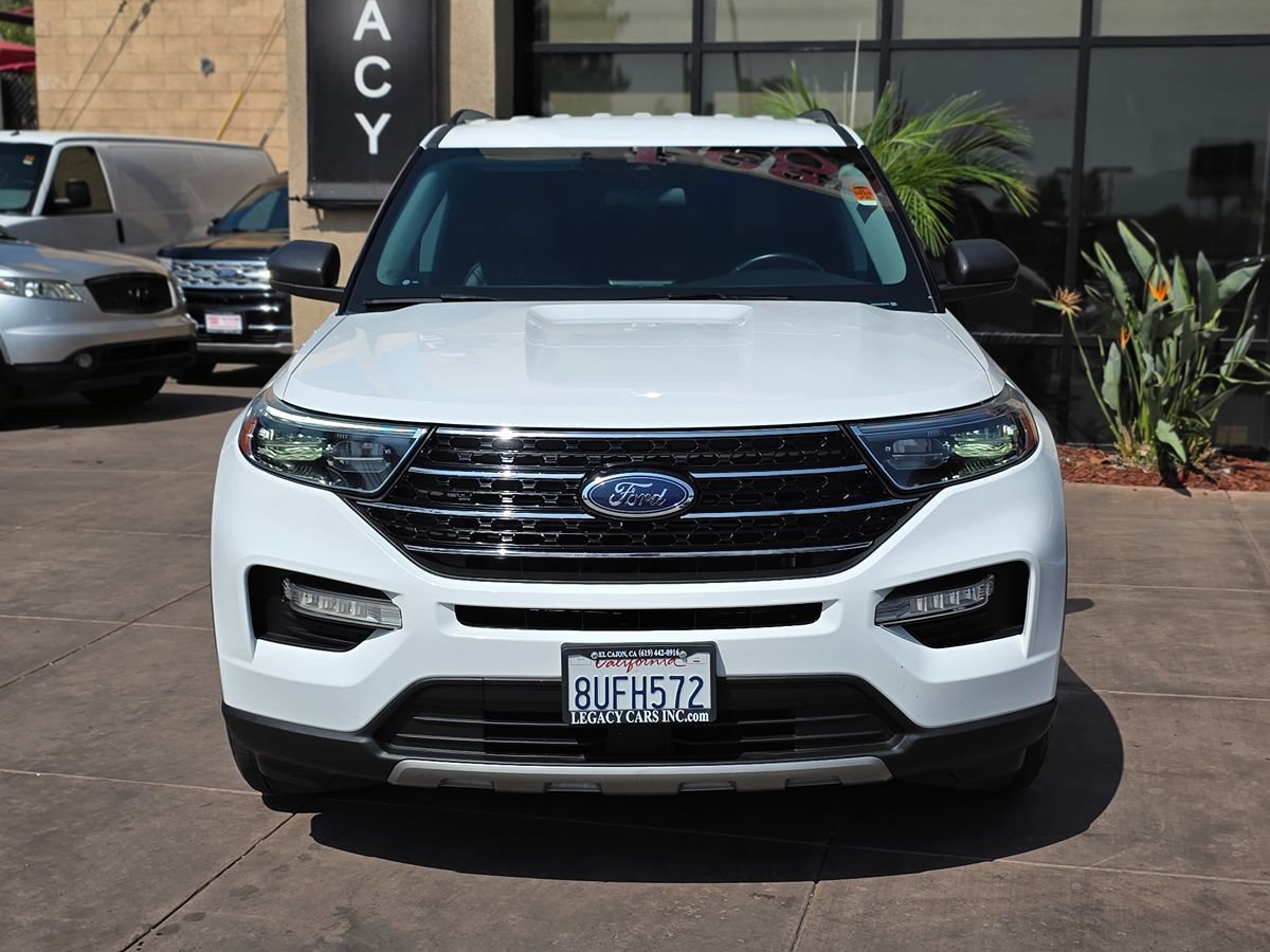 Used 2020 Ford Explorer XLT w/ Equipment Group 202A RWD image 4
