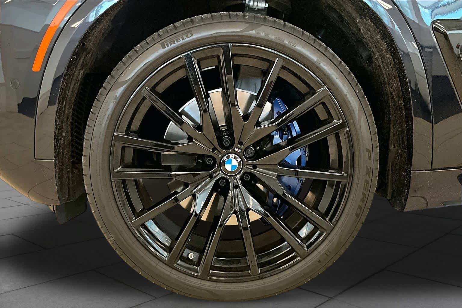 Used 2025 BMW X5 sDrive40i w/ M Sport Package RWD image 10