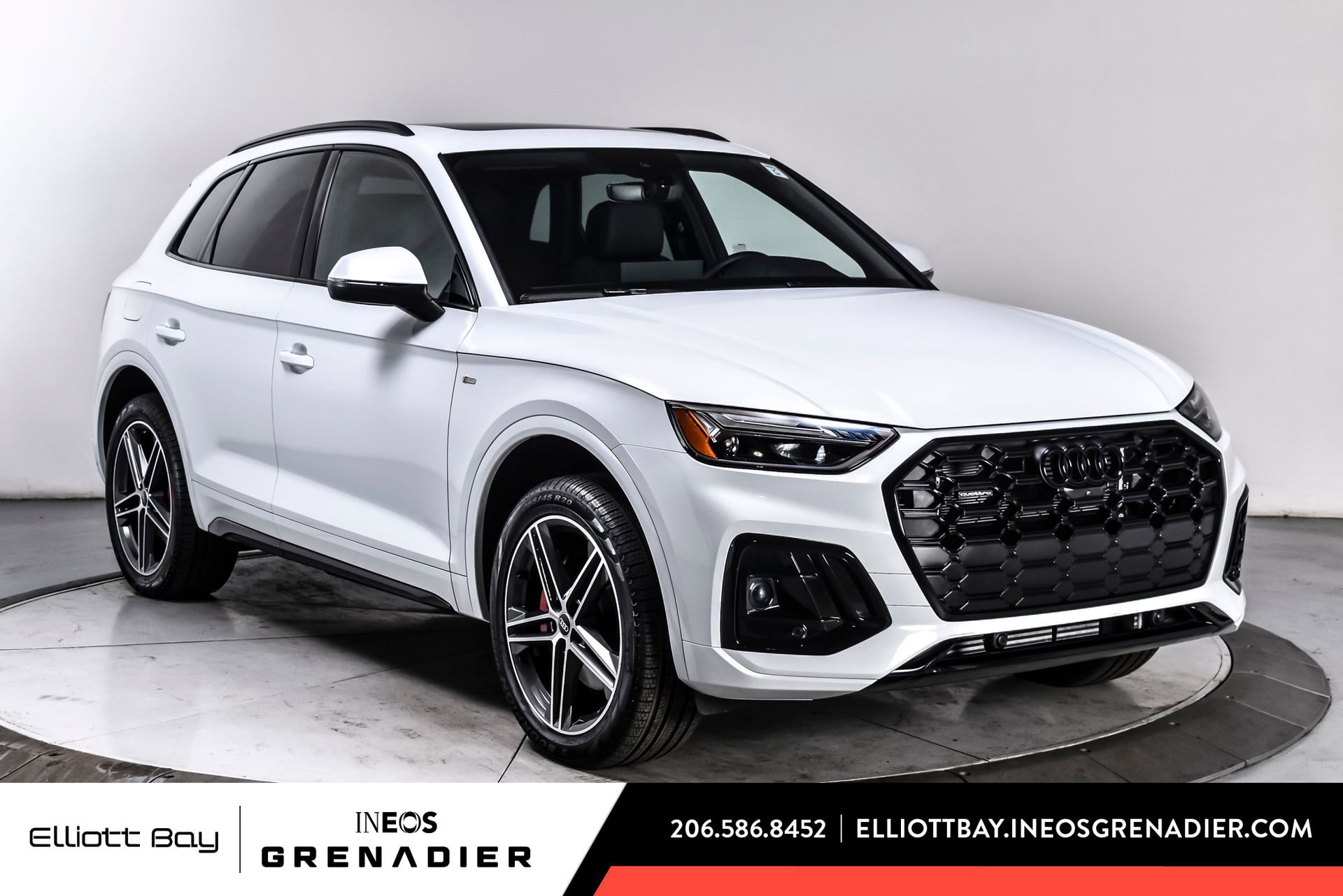 Used 2025 Audi Q5 e Premium Plus w/ Premium Plus Package AWD/4WD image 1