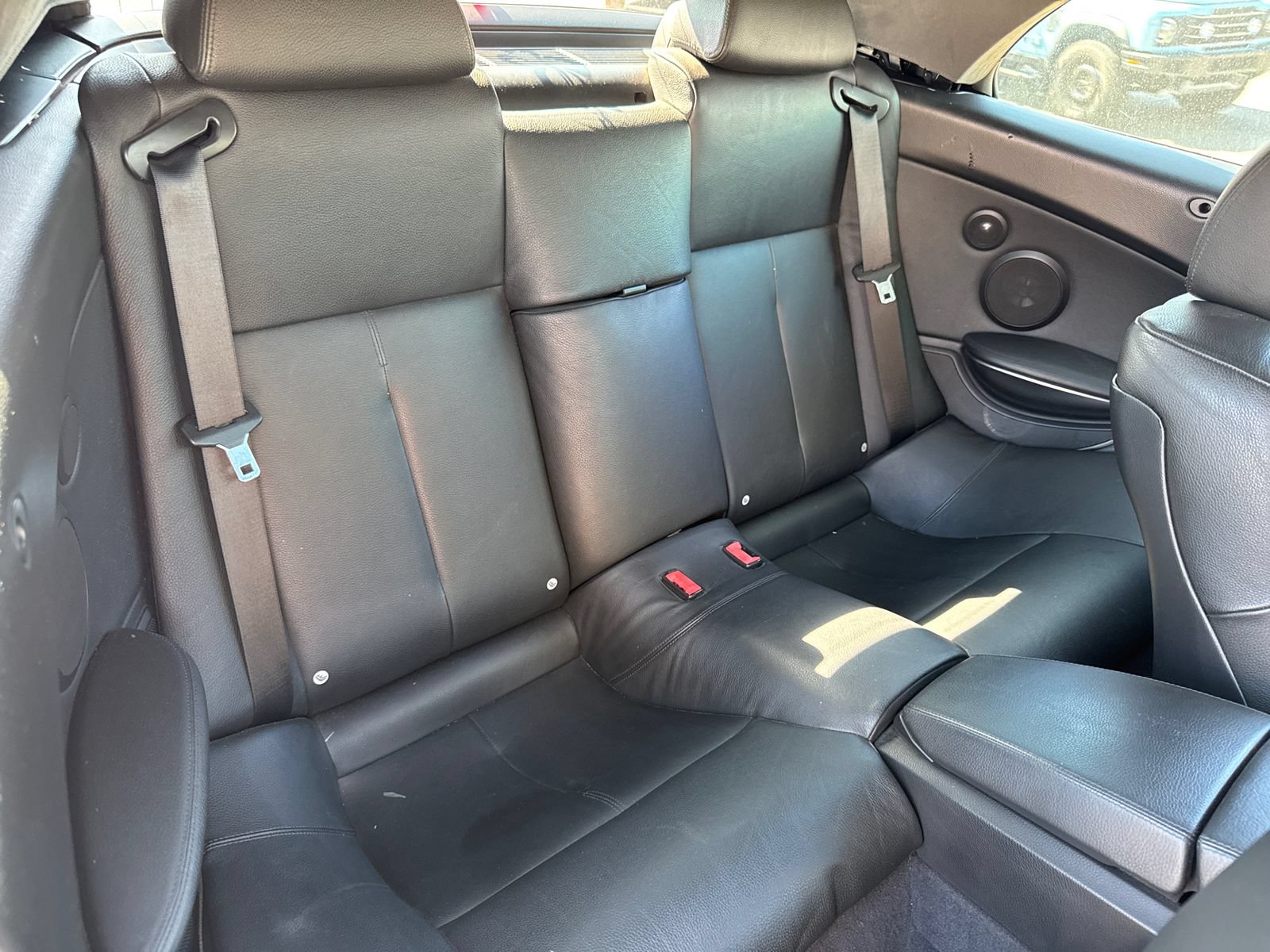 Used 2006 BMW 650i Convertible RWD image 10