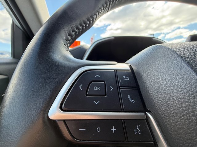 Used 2023 Toyota Highlander XLE AWD/4WD image 21