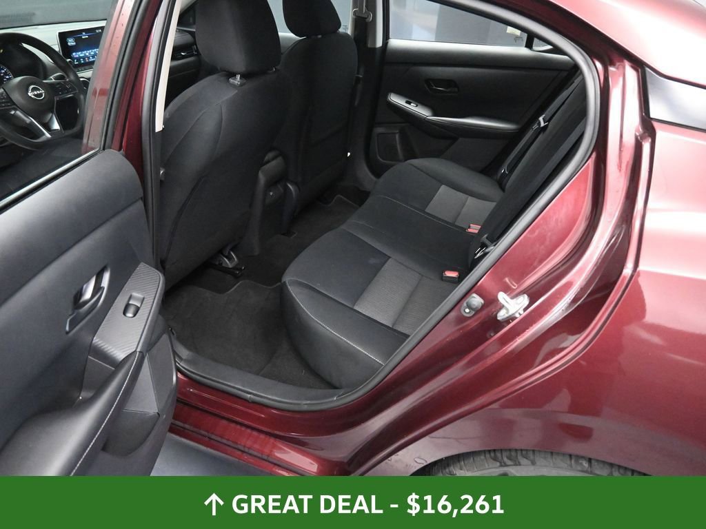 Used 2024 Nissan Sentra SV image 18