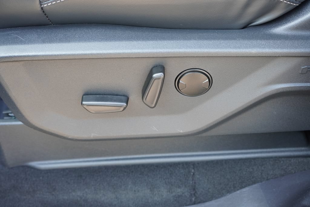 Certified 2025 Ford Expedition Platinum AWD/4WD image 28