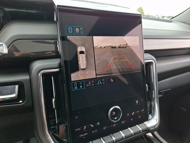 New 2026 GMC Yukon XL Elevation w/ Elevation Premium Package AWD/4WD image 14