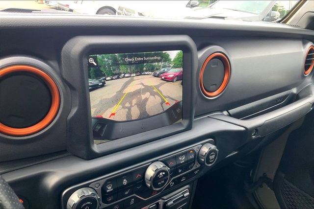 Used 2020 Jeep Gladiator Mojave AWD/4WD image 22