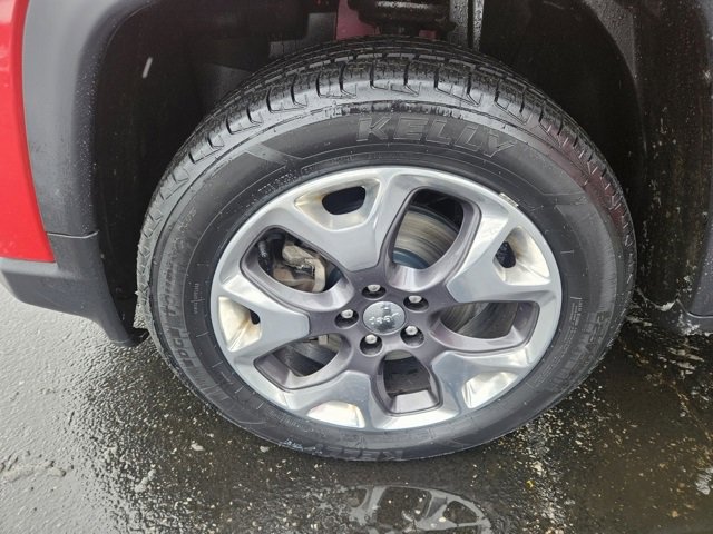 Used 2020 Jeep Compass Limited image 27