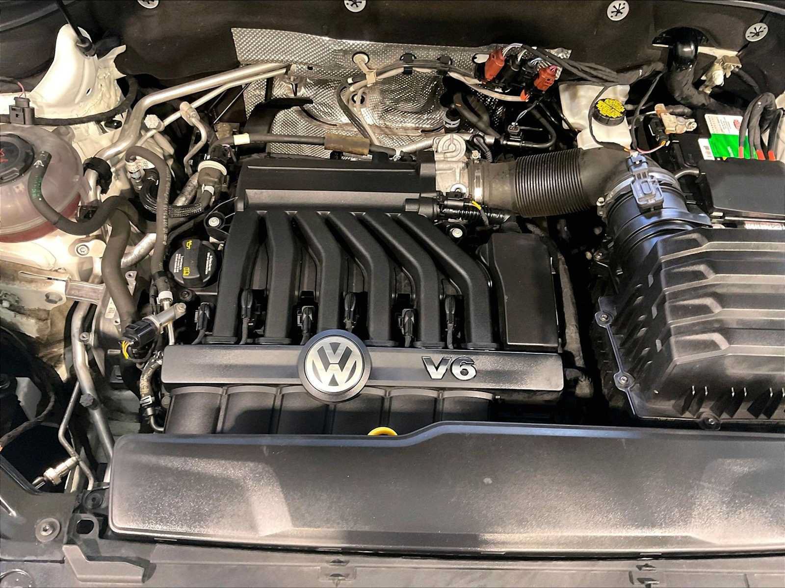 Used 2019 Volkswagen Atlas SEL AWD/4WD image 12