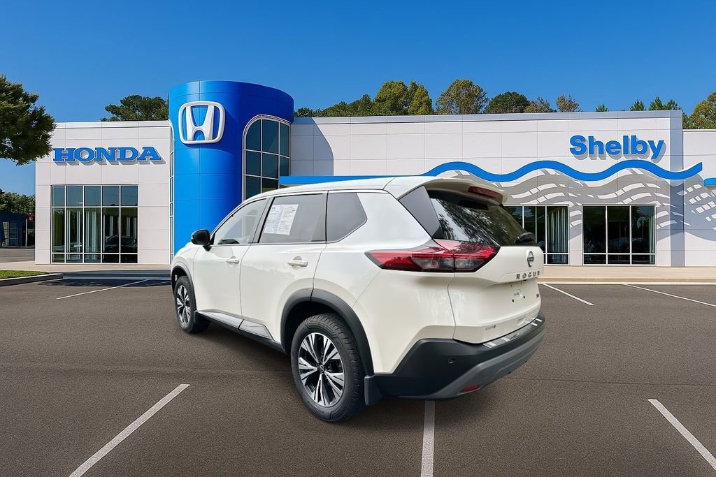 Used 2023 Nissan Rogue SV image 6