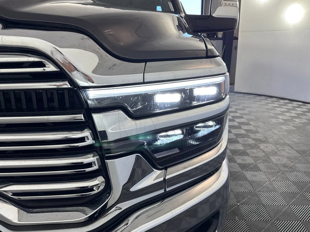 Certified 2025 RAM 3500 Laramie AWD/4WD image 46