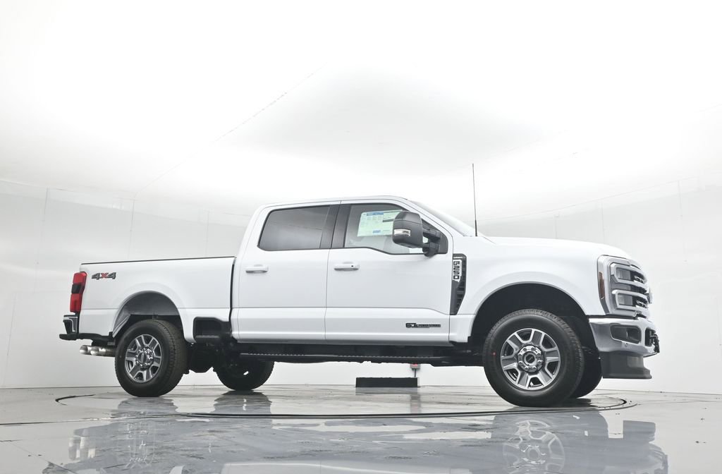 New 2026 Ford F250 Lariat w/ Lariat Premium Package image 3