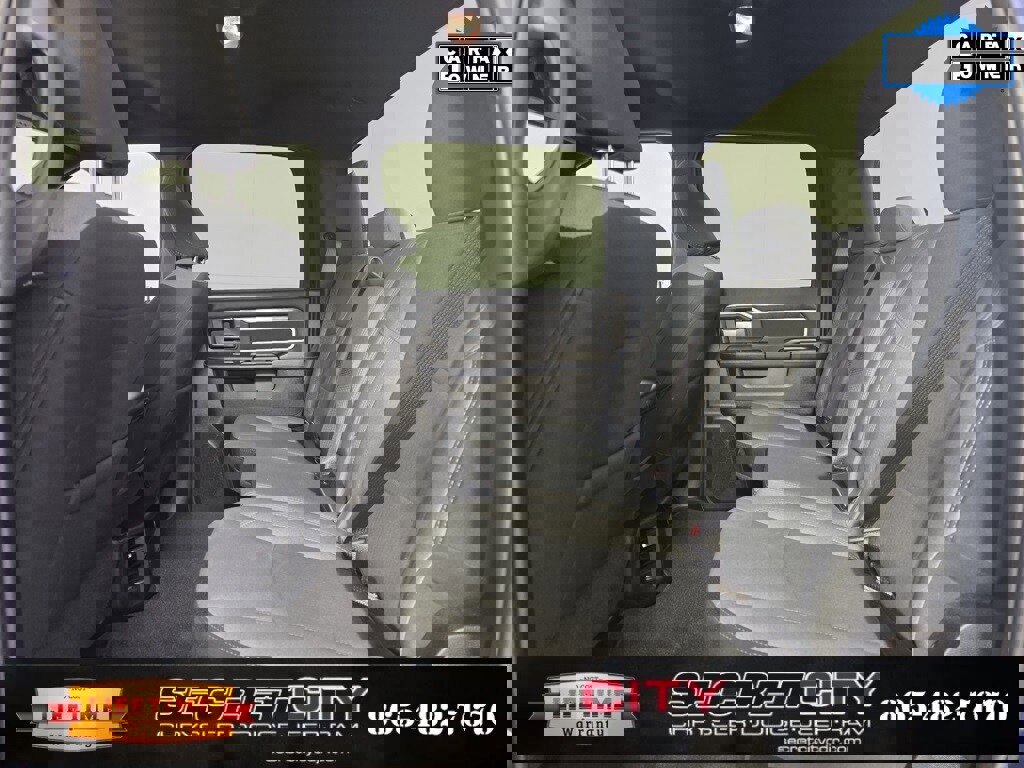 Used 2024 RAM 2500 Big Horn w/ Bed Utility Group image 28