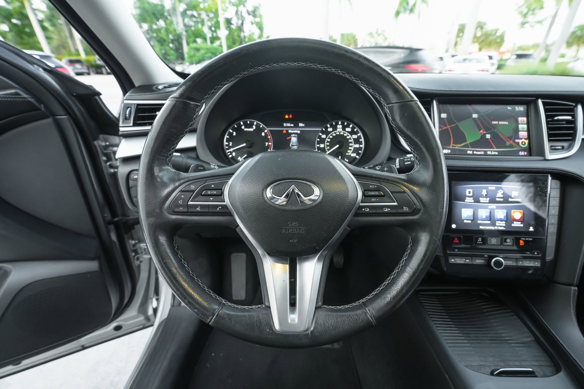Used 2019 INFINITI QX50 Luxe w/ Navigation Package image 18