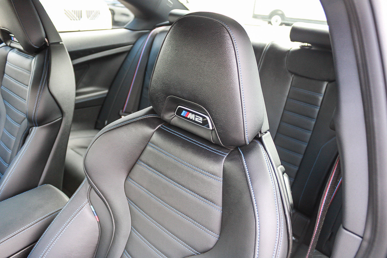 Used 2023 BMW M2 w/ Lighting Package RWD image 25