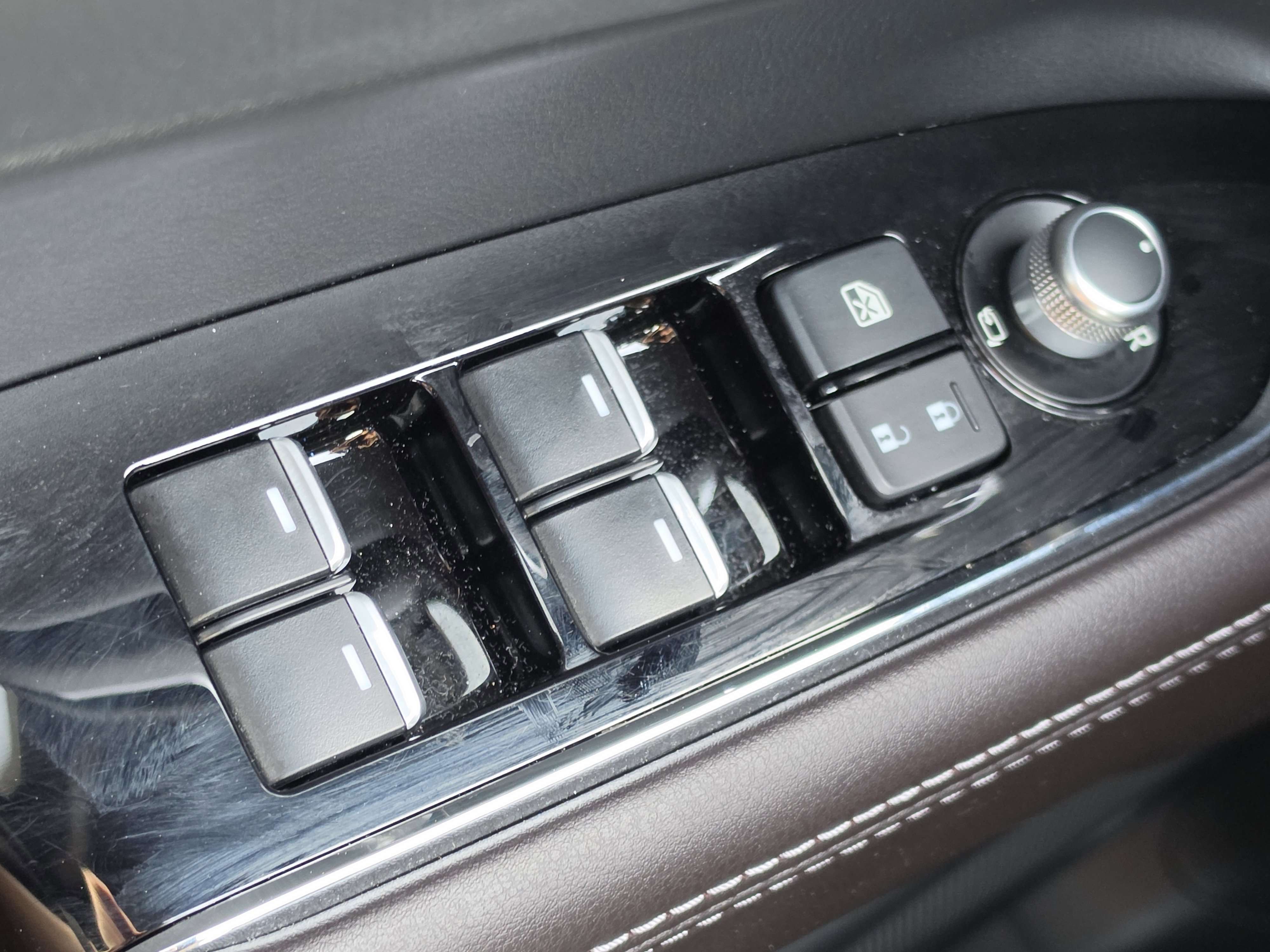 Certified 2025 MAZDA CX-5 Signature image 13