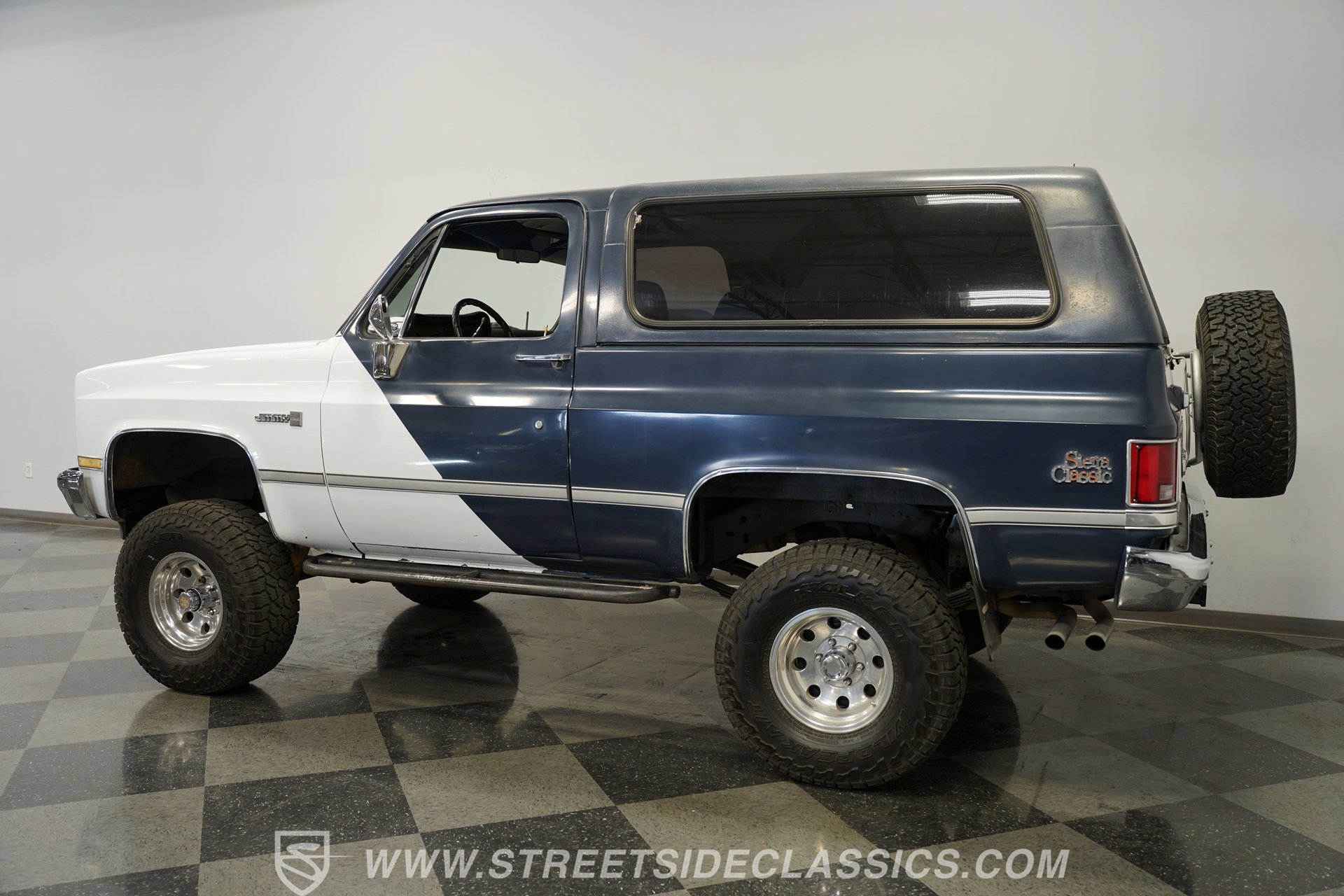 Used 1988 GMC Jimmy 4WD image 9