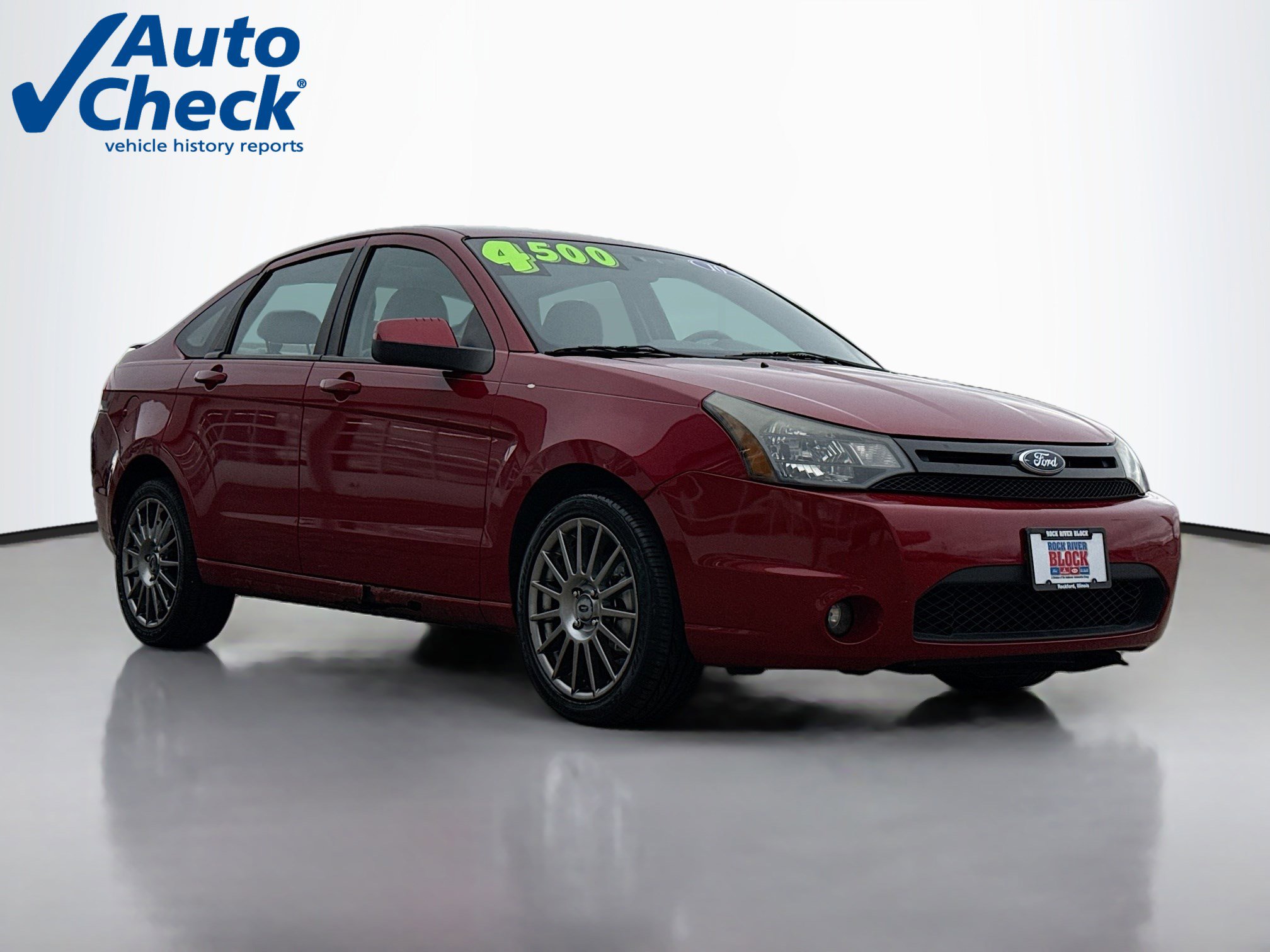 Used 2010 Ford Focus SES image 1