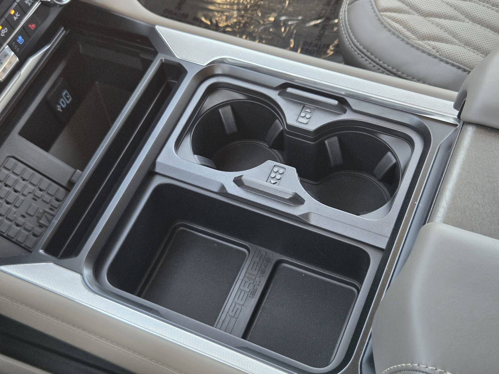 New 2026 Ford F350 Platinum w/ Platinum Plus Package image 21