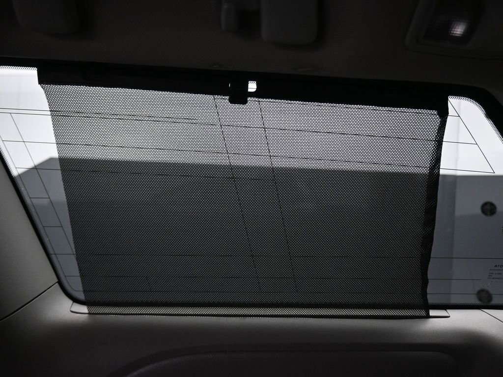 Used 2017 Toyota Sienna SE w/ SE Preferred Package image 39