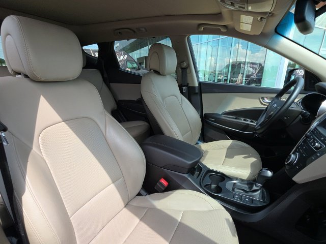 Used 2018 Hyundai Santa Fe Sport w/ Cargo Package FWD image 11